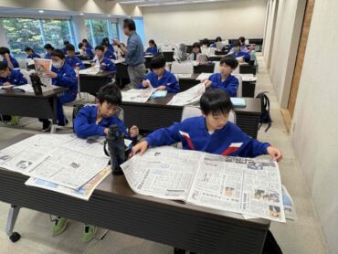 11/14（金）　５年生校外学習へ（出発～越中座）