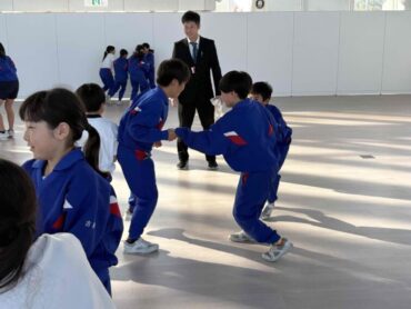 11/14（金）　５年生校外学習へ（とやま健康パーク）