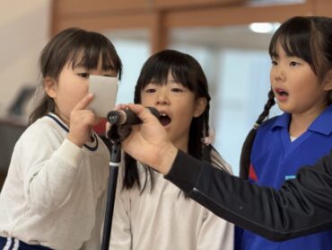 1/29（木）　２年生が幼稚園で交流しました