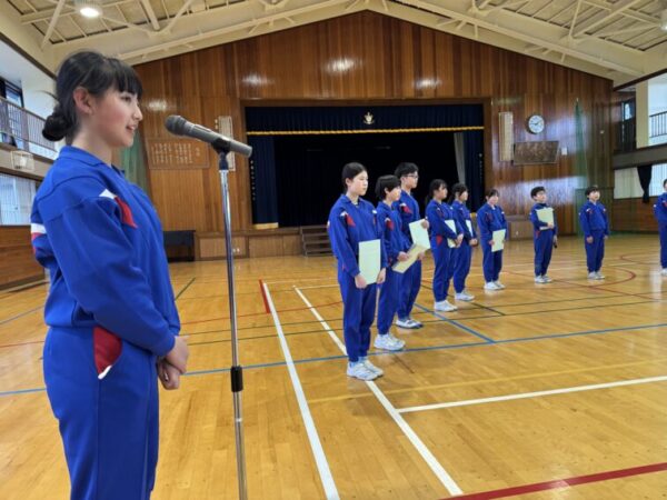 ２/１８（水）　委員会引継ぎ式